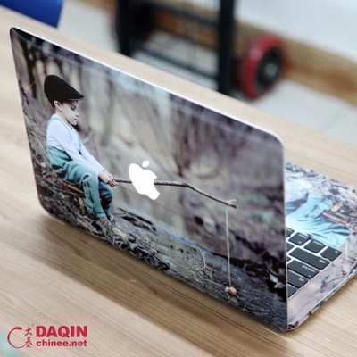 Telefon Ekran Koruyucu için CE Temperli Cam Dizüstü Cilt Yapma Makinesi