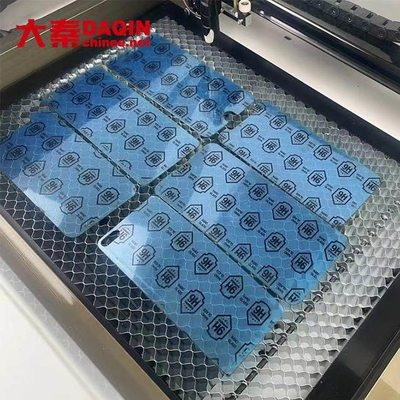 Toplu Alıcı İçin Nano Mobil Arka Cilt Ekran Koruyucu Lazer Kesim Makinesi
