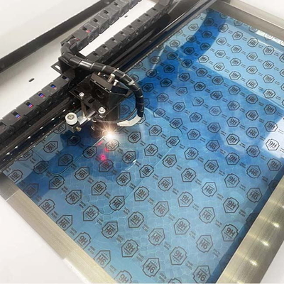 Nano Temperli Cam İçin Yüksek Hızlı CO2 Ekran Koruyucu Lazer Kesim Makinesi