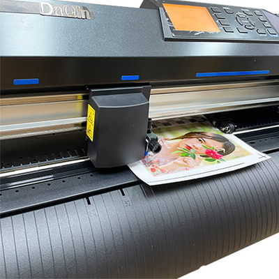 Daqin kişiselleştirilmiş 3D Mobil Cilt Kesici Ekran Koruyucu Tasarım Makinesi A3 Boyutu