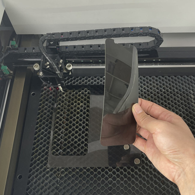 Cep Telefonu İçin Yüksek Hızlı CO2 Cam Koruma Kesme Makinesi