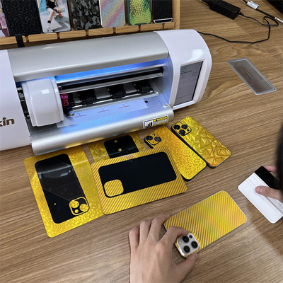 Mobil Cilt Tasarım Yazılımı ile Taşınabilir Hidrojel Ekran Koruyucu Kesme Makinesi