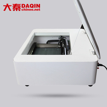 Mobil Telefon / Kamera / Tablet için 30w ekran koruyucu lazer kesme makinesi