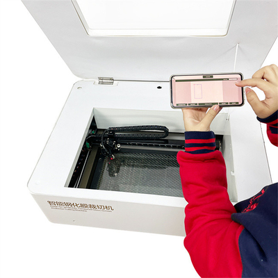 Profesyonel Tasarım ve Yönetim Yazılımı Daqin Mobil Tempered Glass Screen Protector Laser Cutting Machine için