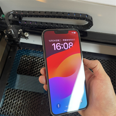 Dönüşümlü su soğutması ile özelleştirilebilir ekran koruyucu lazer gravür makinesi