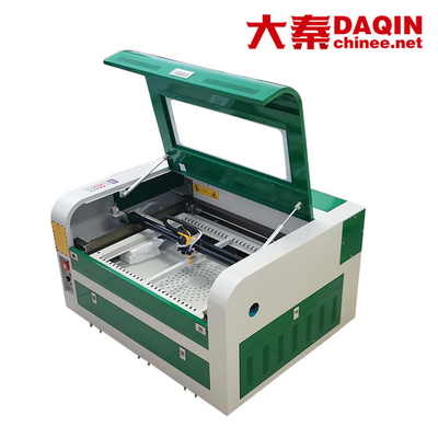 Yüksek hassasiyetli 4060 CO2 Lazer Kesme Makinesi Masaüstü 60W 80W gravör kesicisi